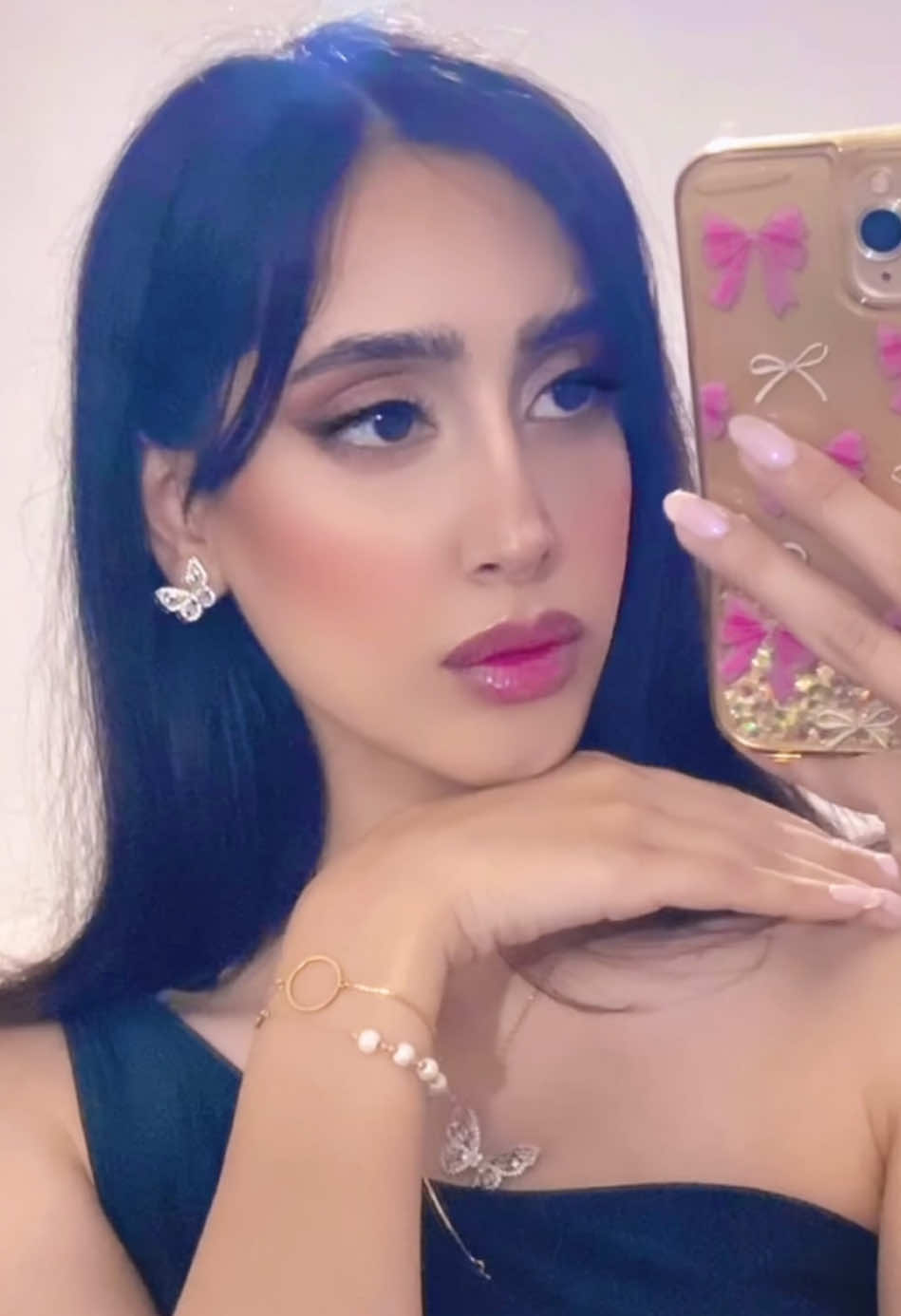@inaaznin