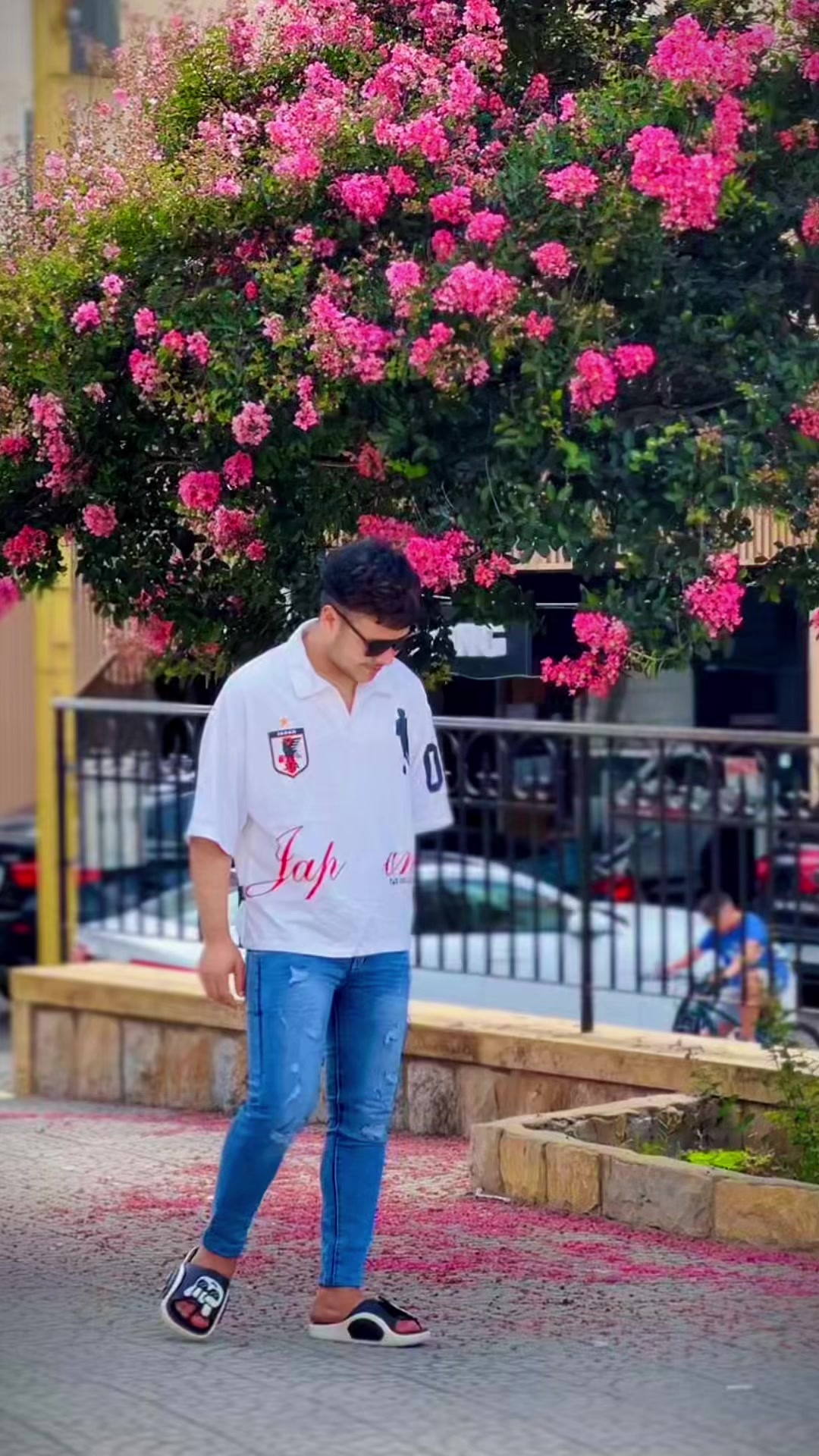 @🤯 J o Y e L 🌸