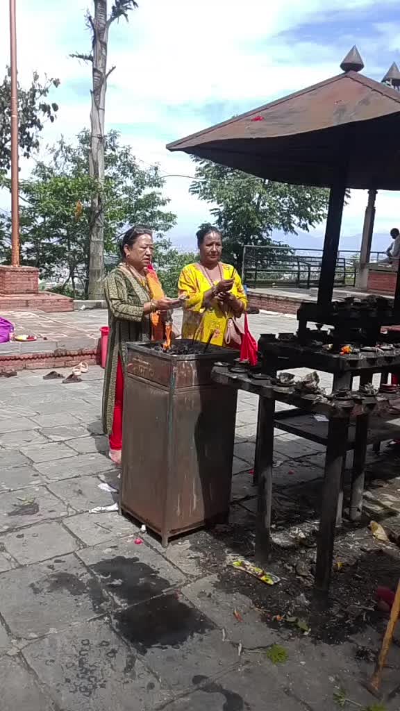 @Shanti Tandukar