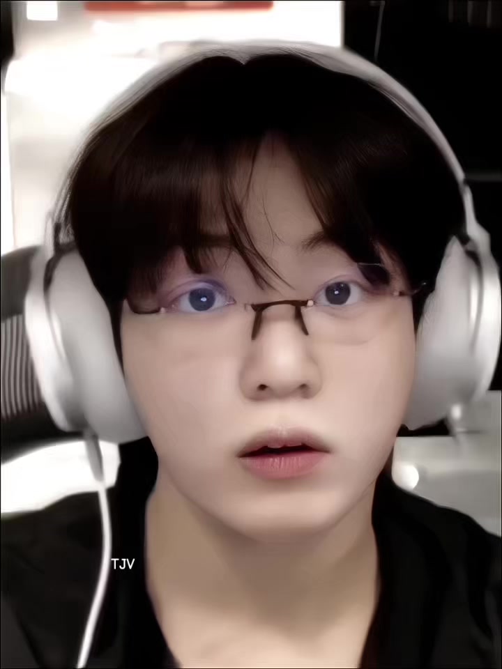 @TJꪜᴷᴼᴷᴼ🇧🇩