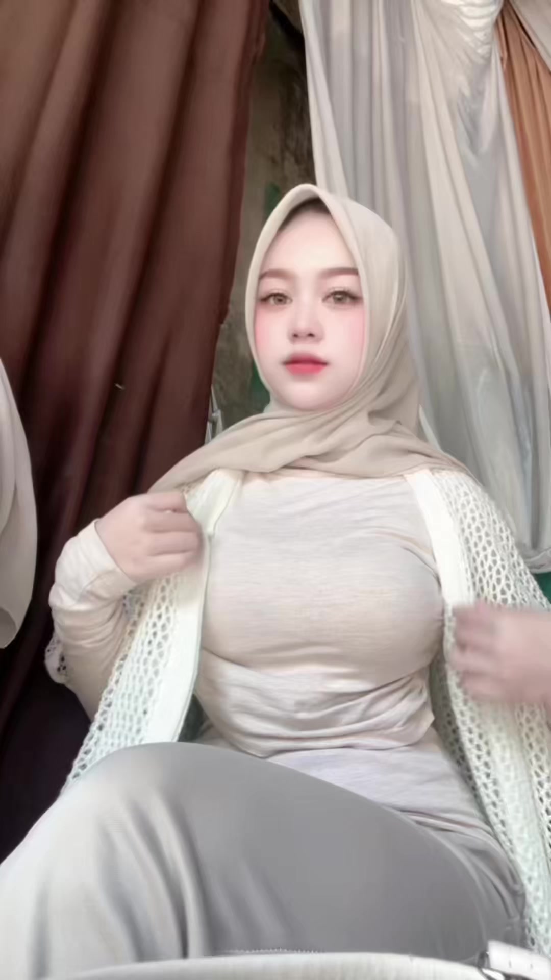 @Hijab Tobrut