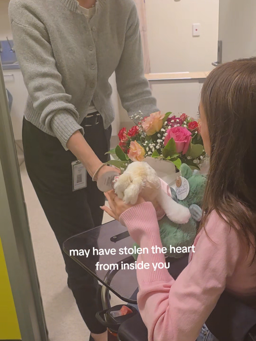 @Chloe