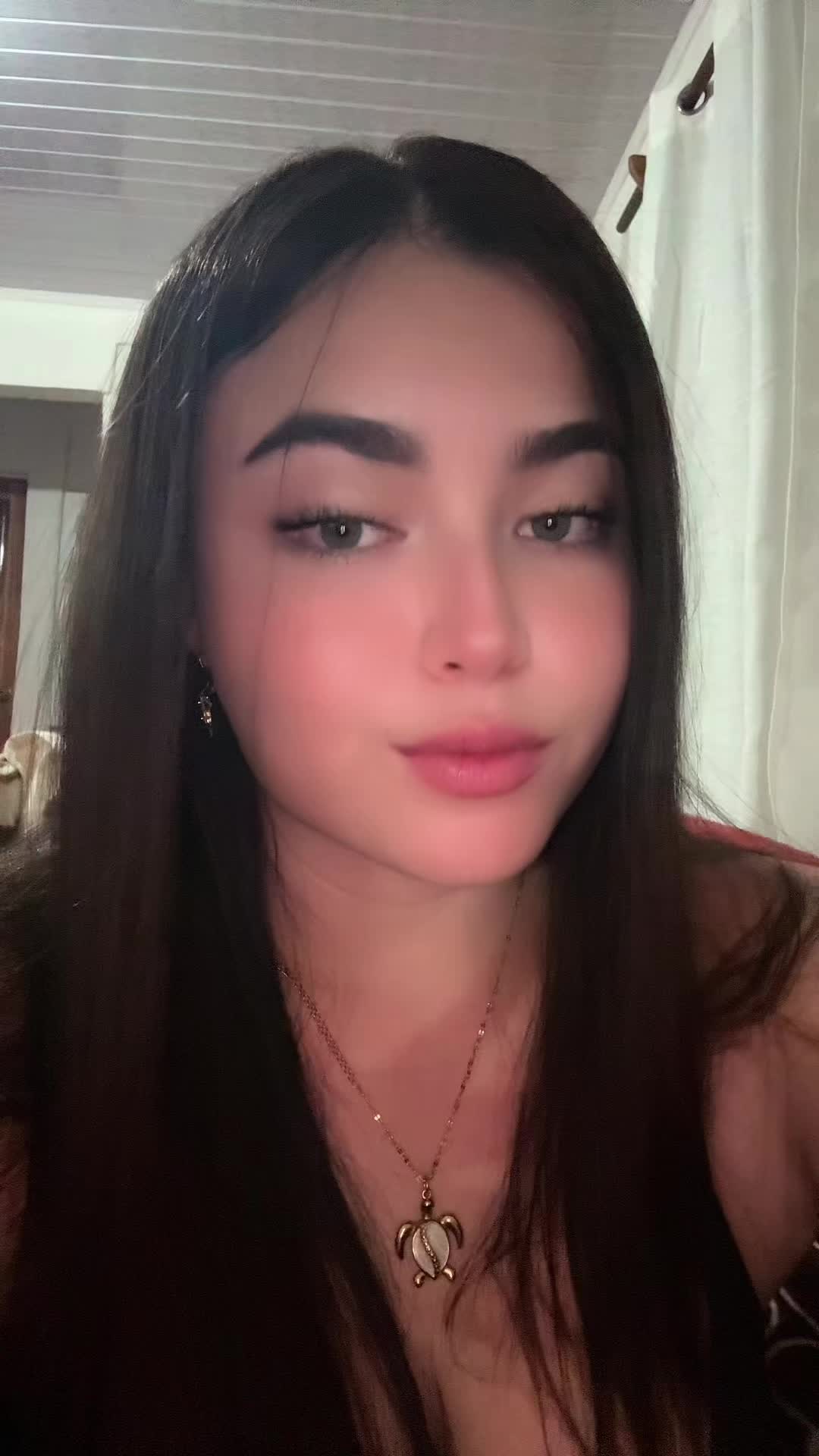 @Paola M