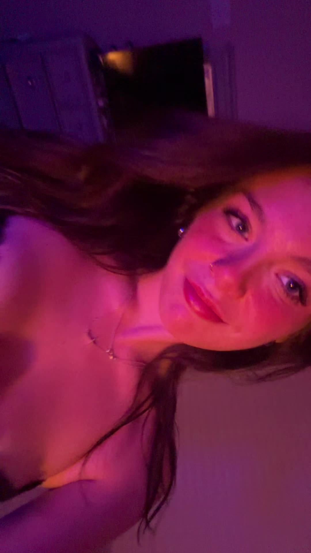 @bellaaa