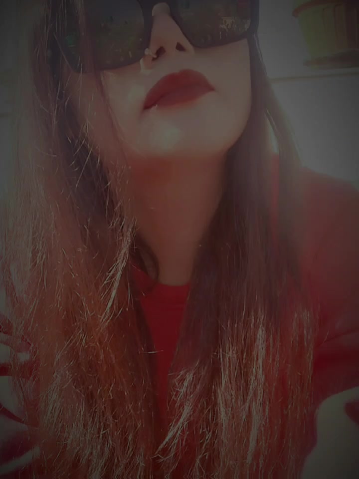 @deepshika🧿