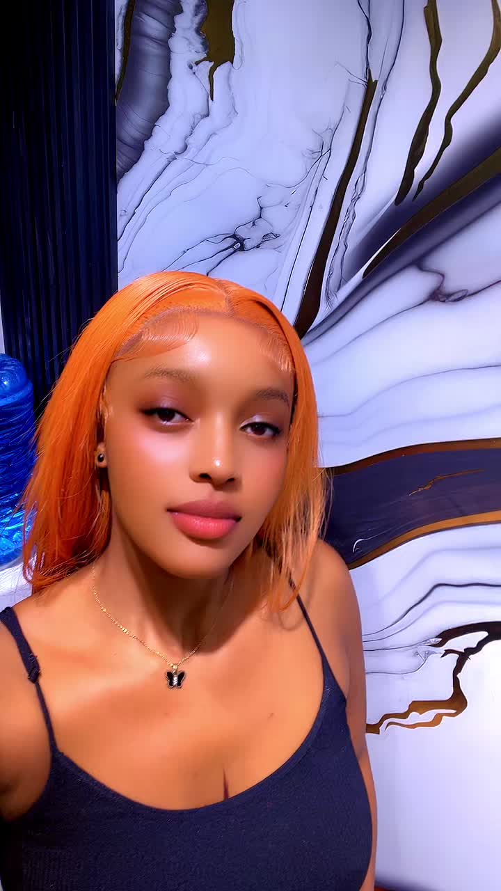 @🎀QUEEN-LEYNANA🦋