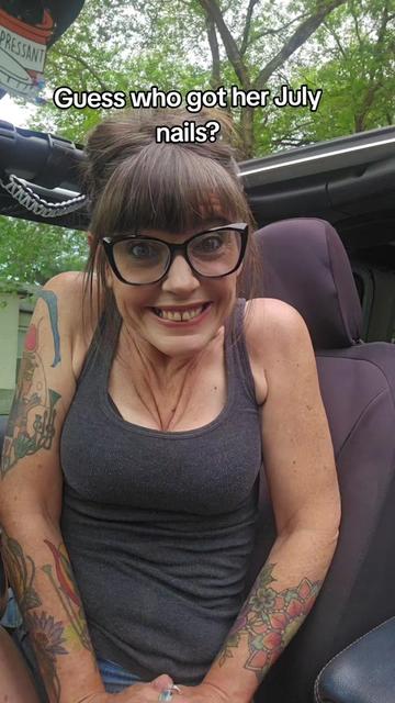 @Angie 🇨🇦