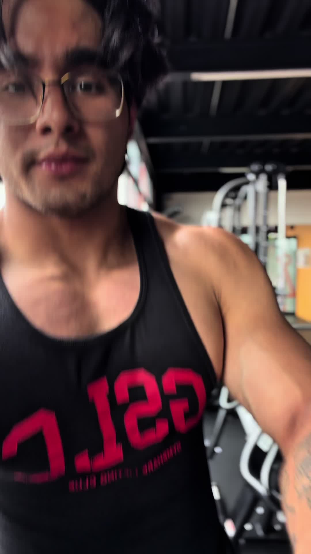 @lomelí