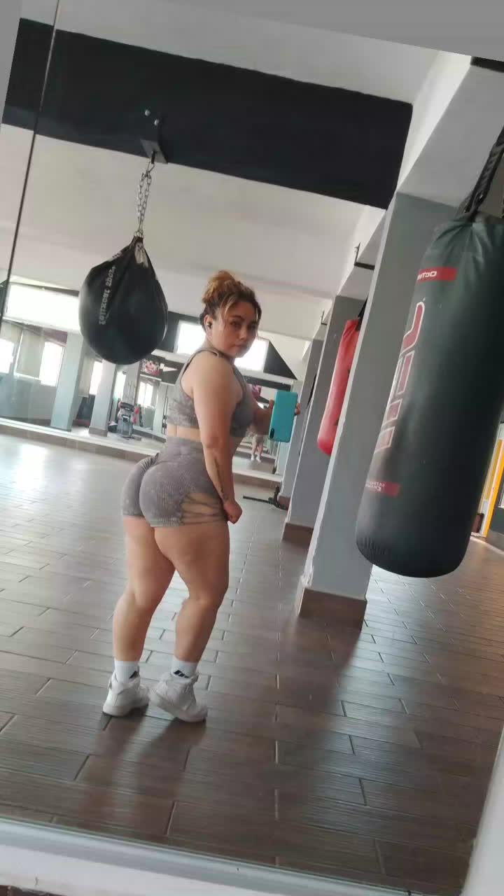 @roxxy