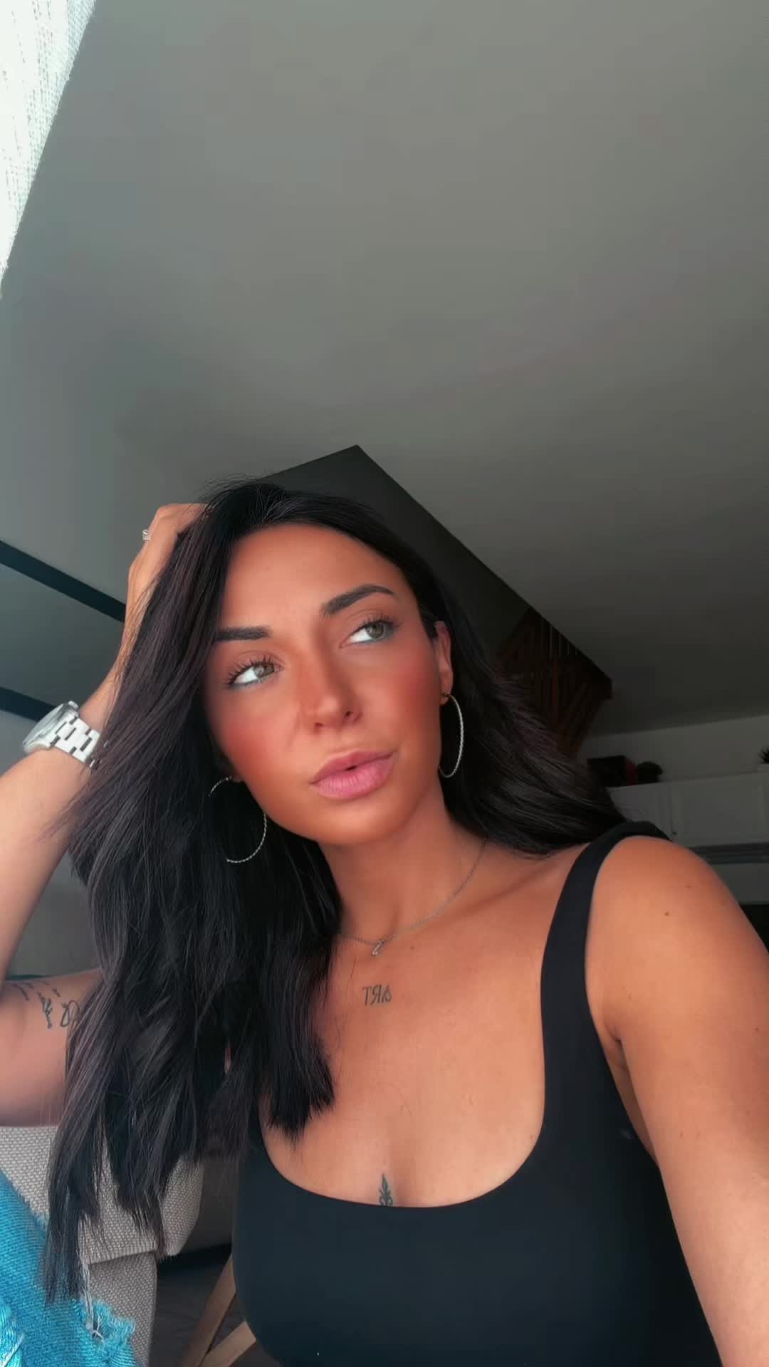 @justine_gthr