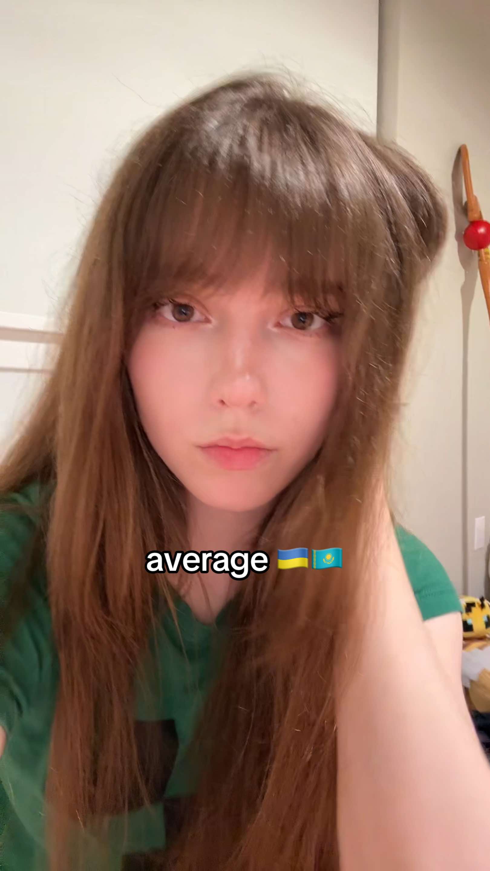 @twitch.tv/eviemeowie