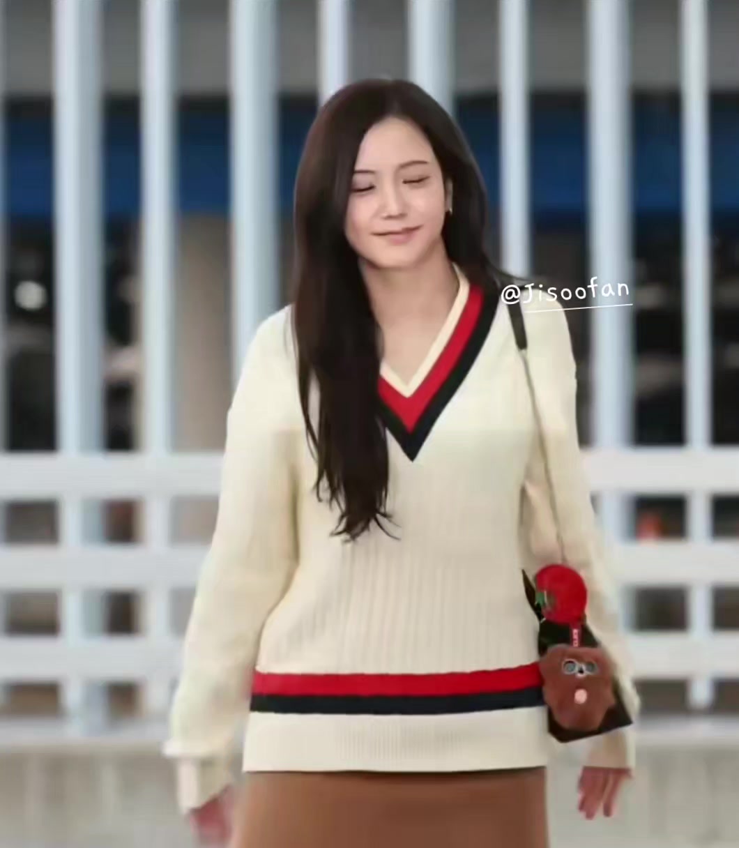 @Jisoofan