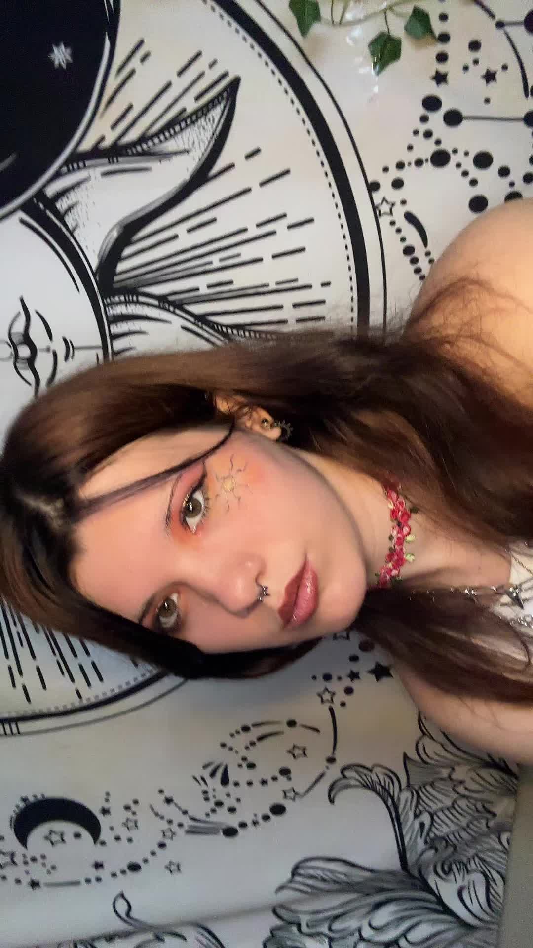 @Roniko🍒