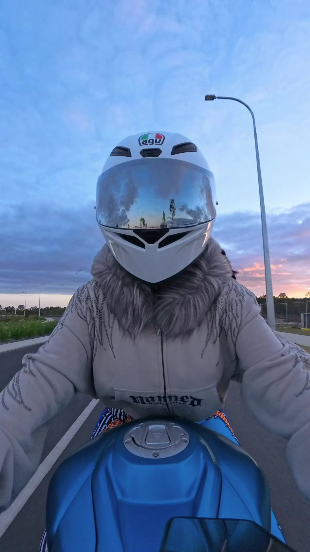 @Milkyrides