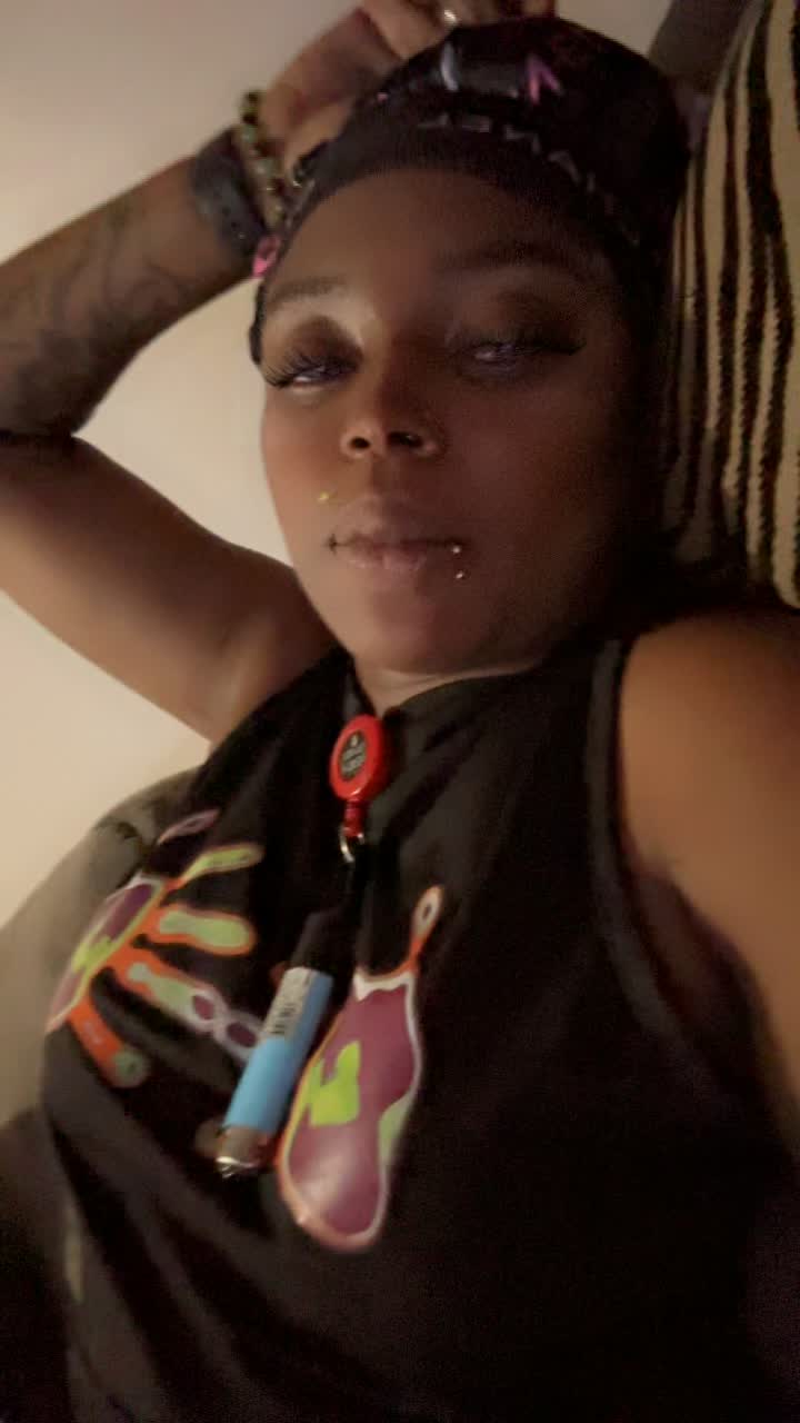 @Fine_Ahh_Queen