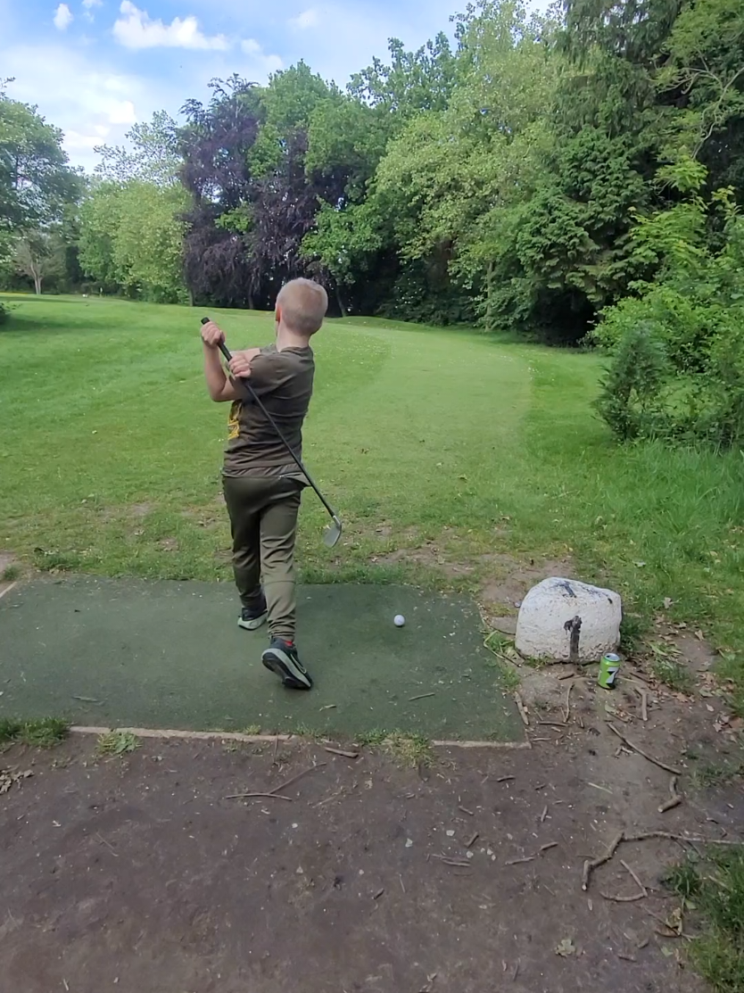 @deet_deet