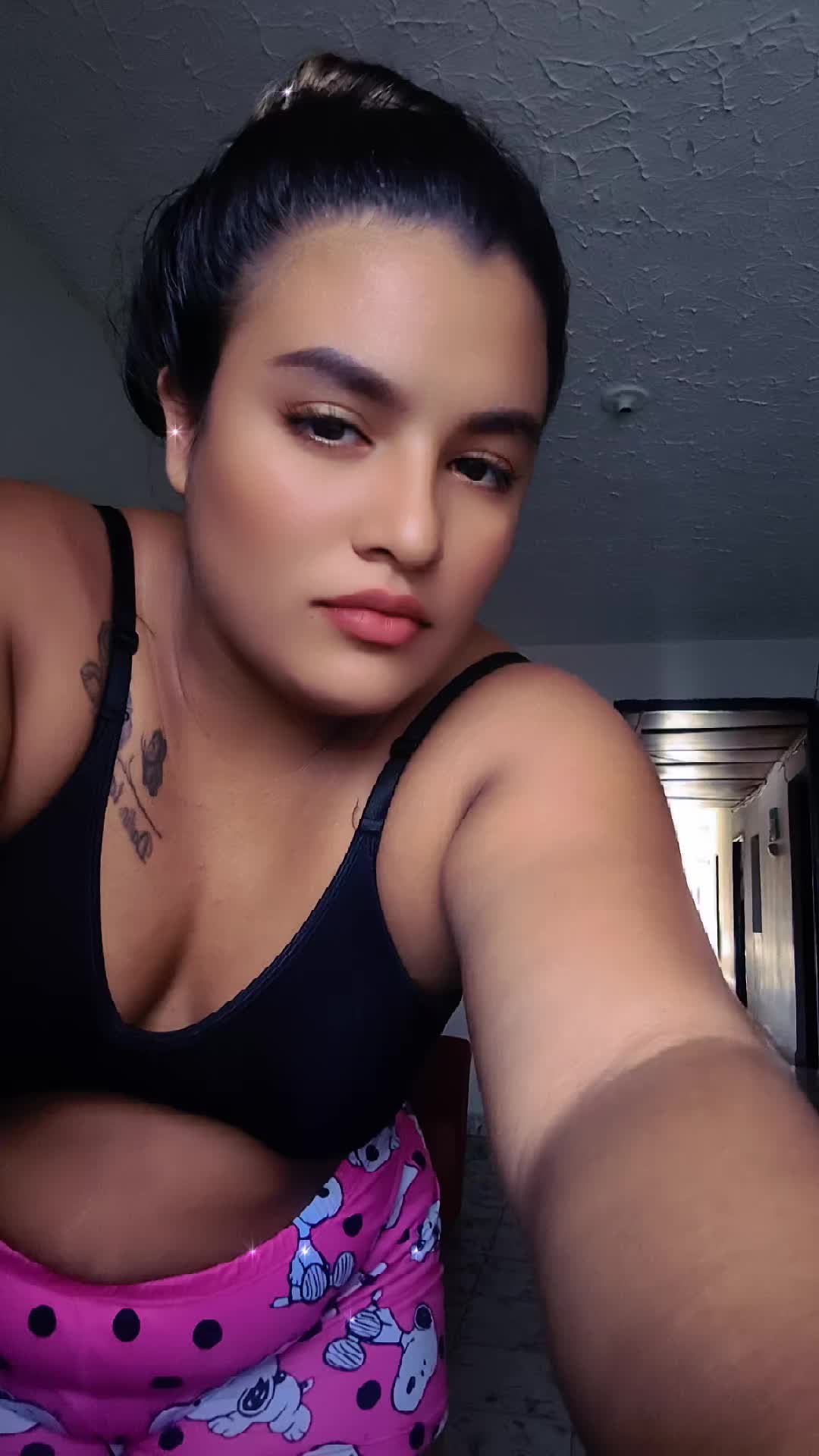 @daniela gomez