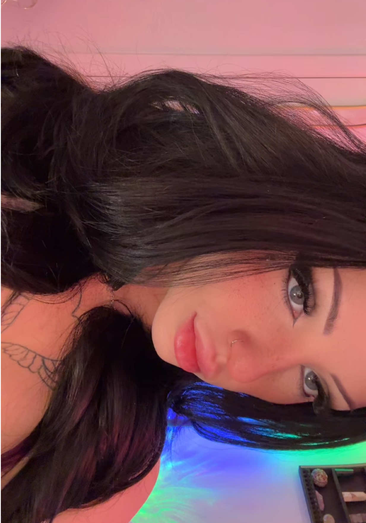 @vexxaxo