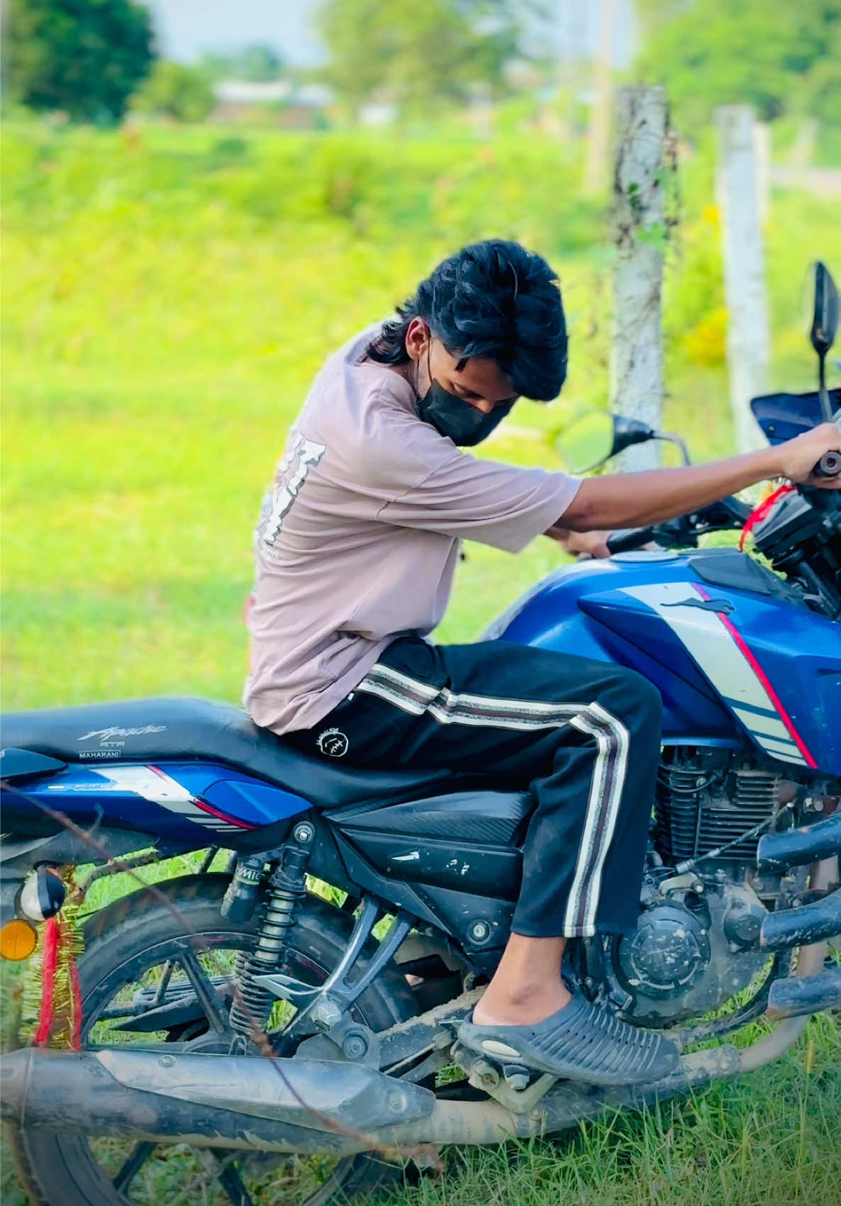 @⚓️Rambikesh 3 🦅🥷