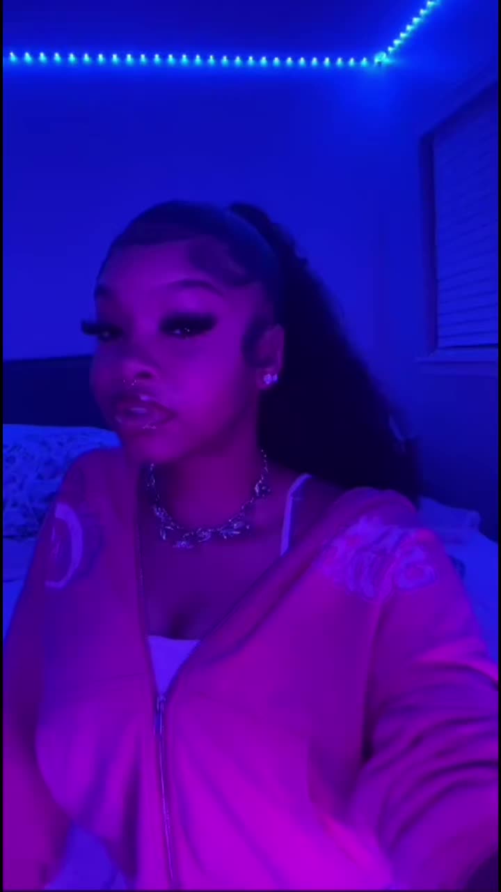 @oliviatianaa