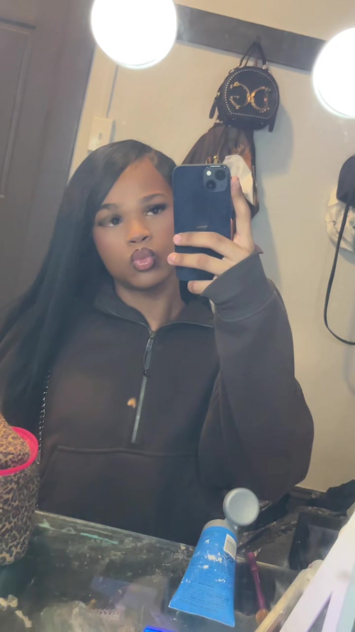 @JuJu🫆👄