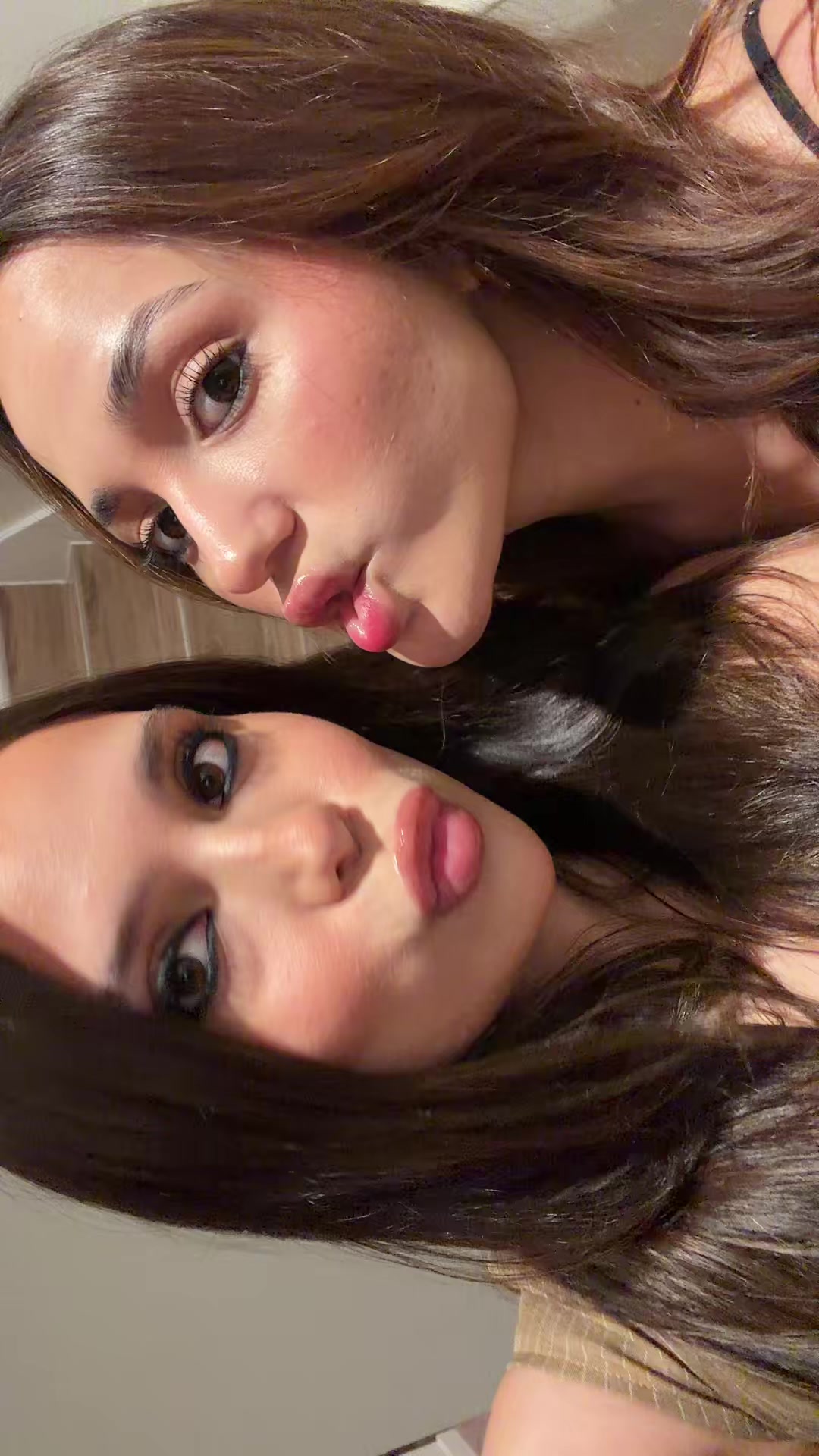@juliaandreaduran