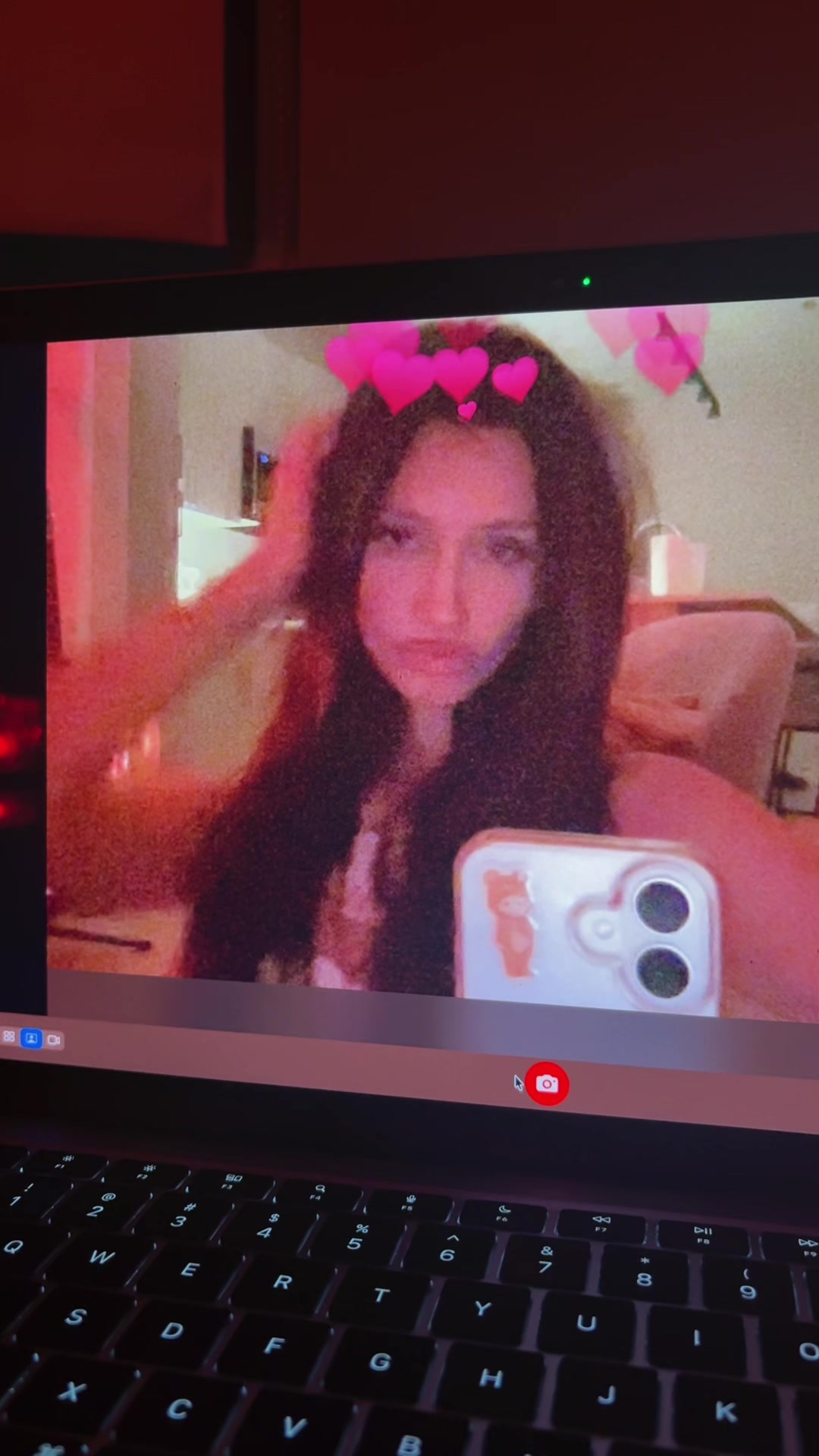 @malia