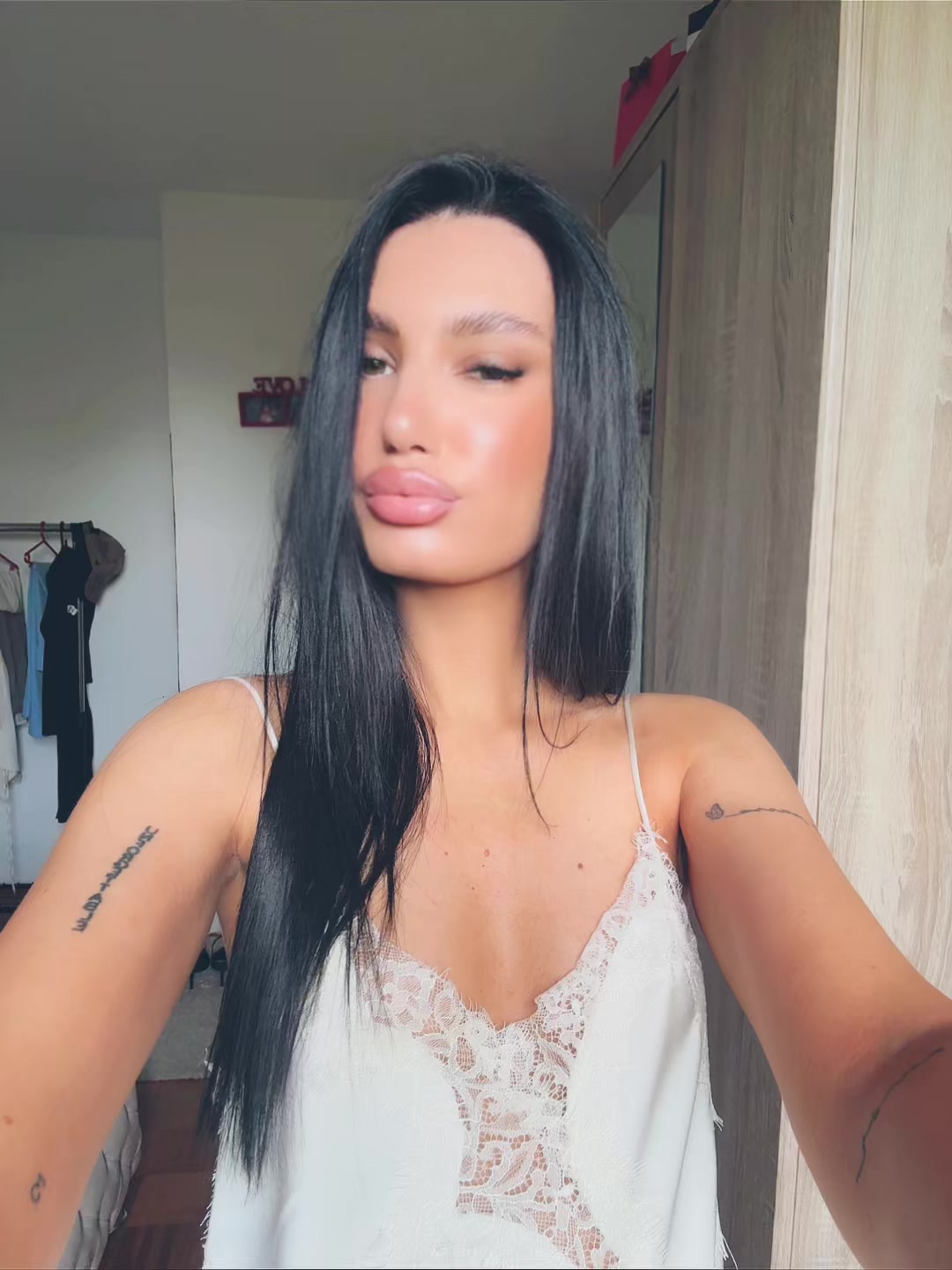 @tiksssyyy