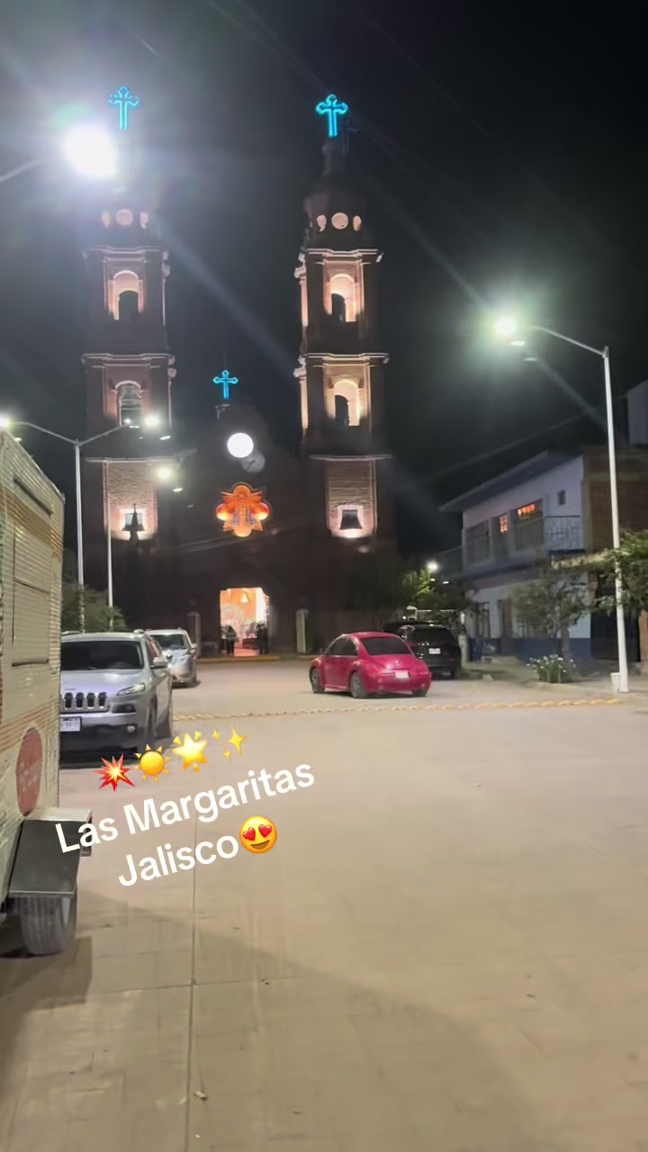 @Brillando desde el rancho✨