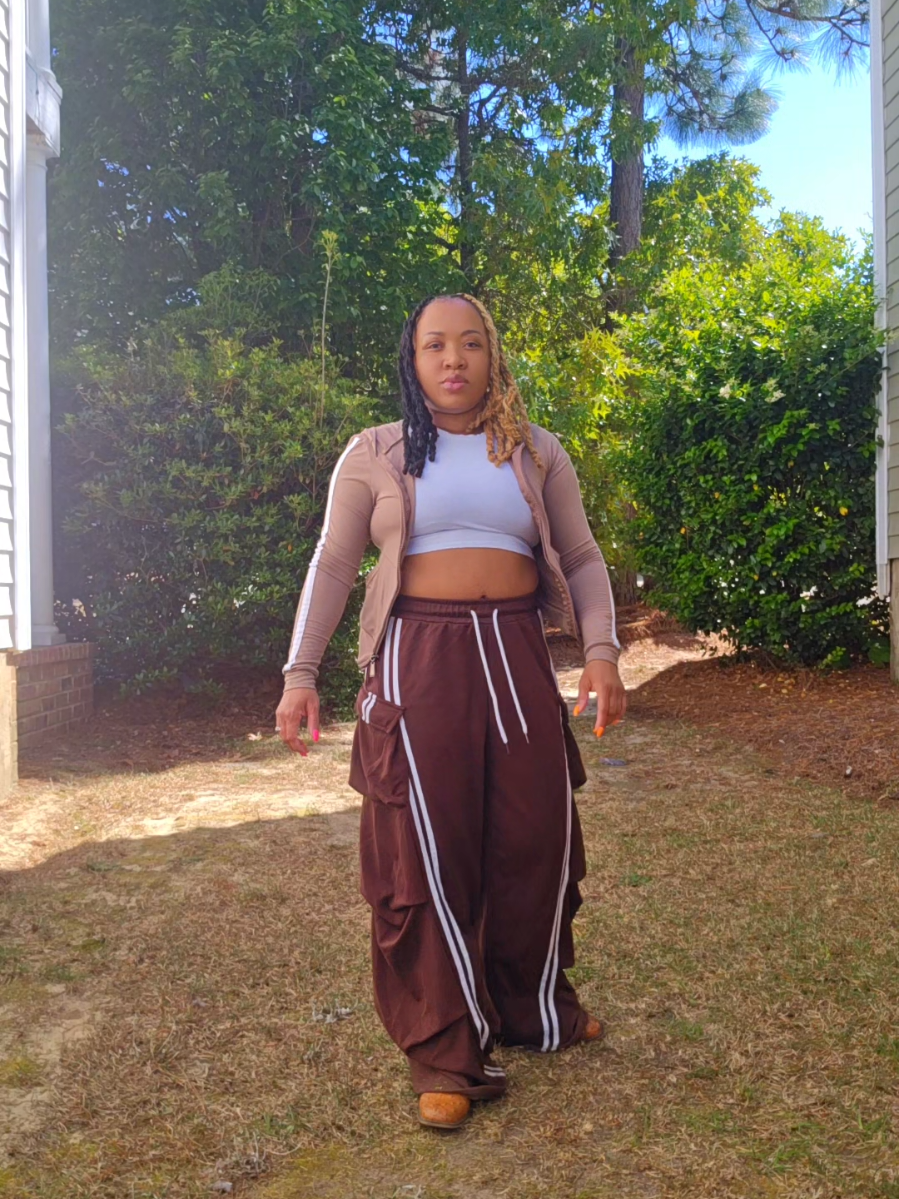 @Mz. 2Toned Auntie 👢