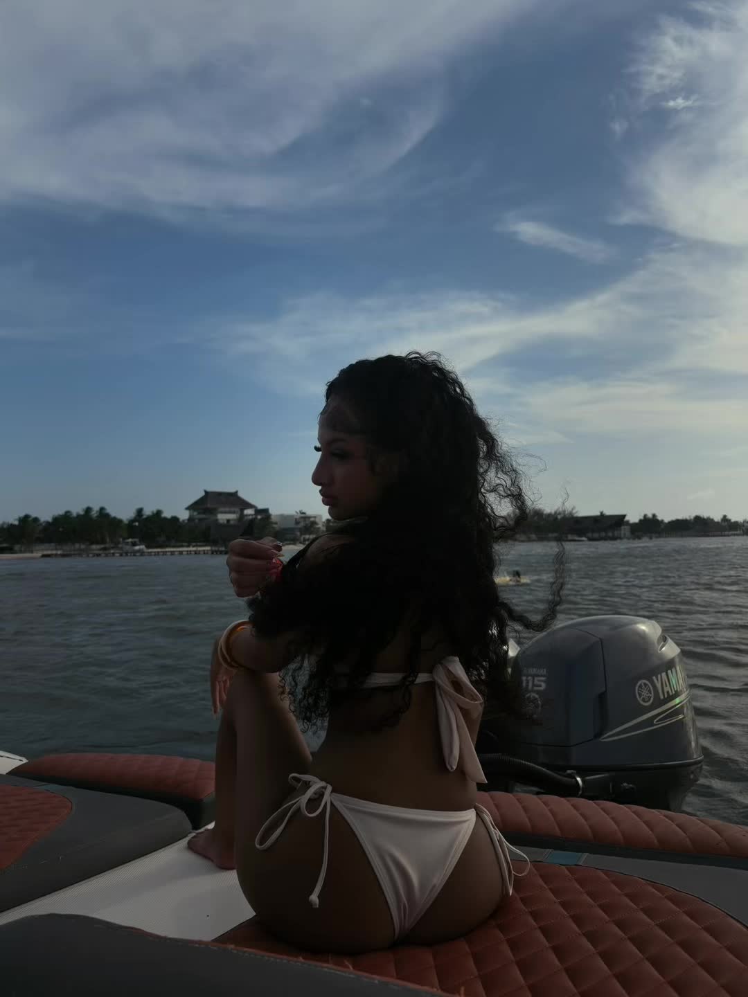 @d4m4r4