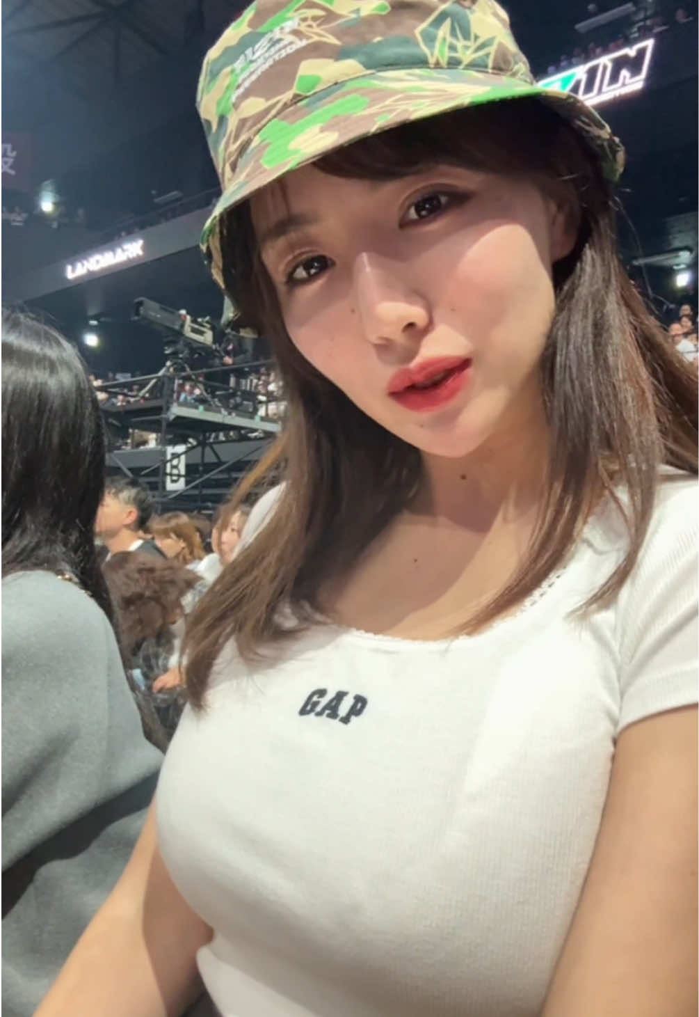 @会社員のお姉さん