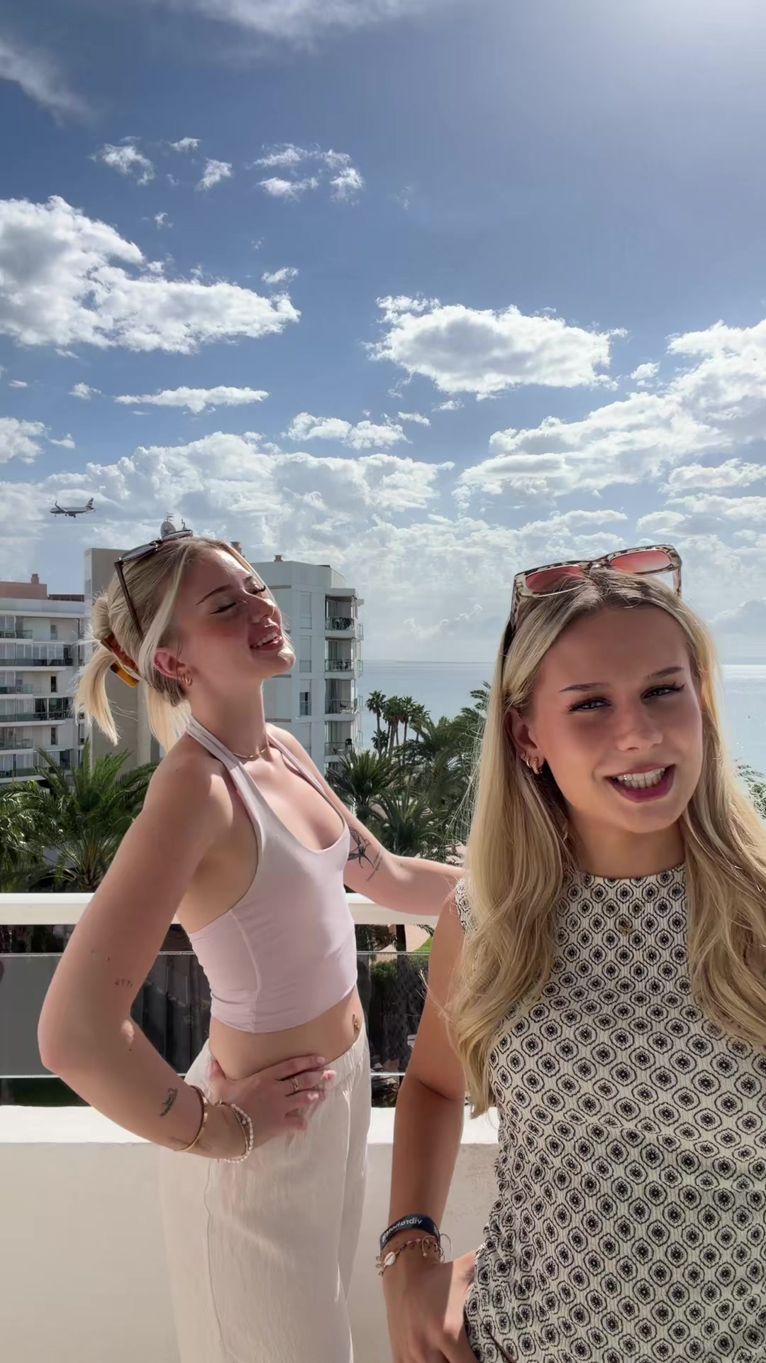 @Dascha & Alina