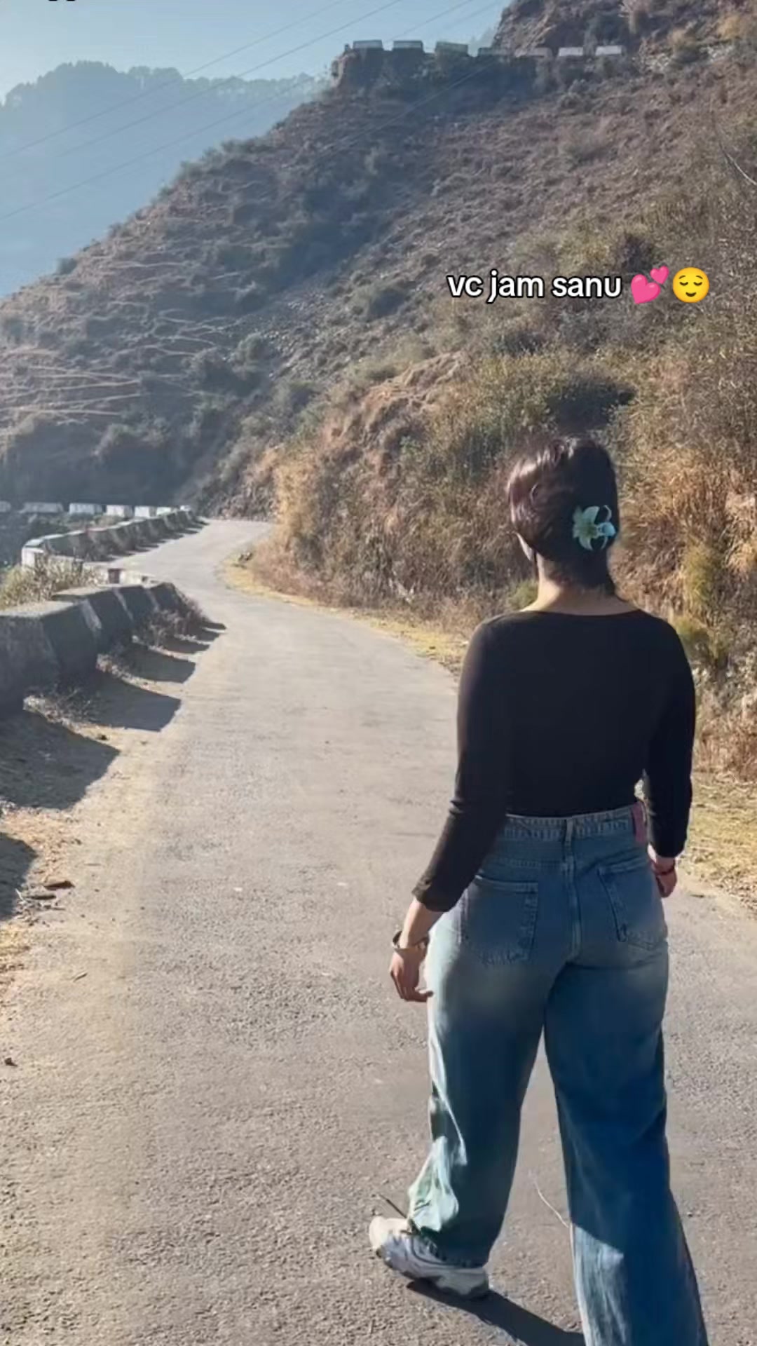 @Aaditi poudel💕