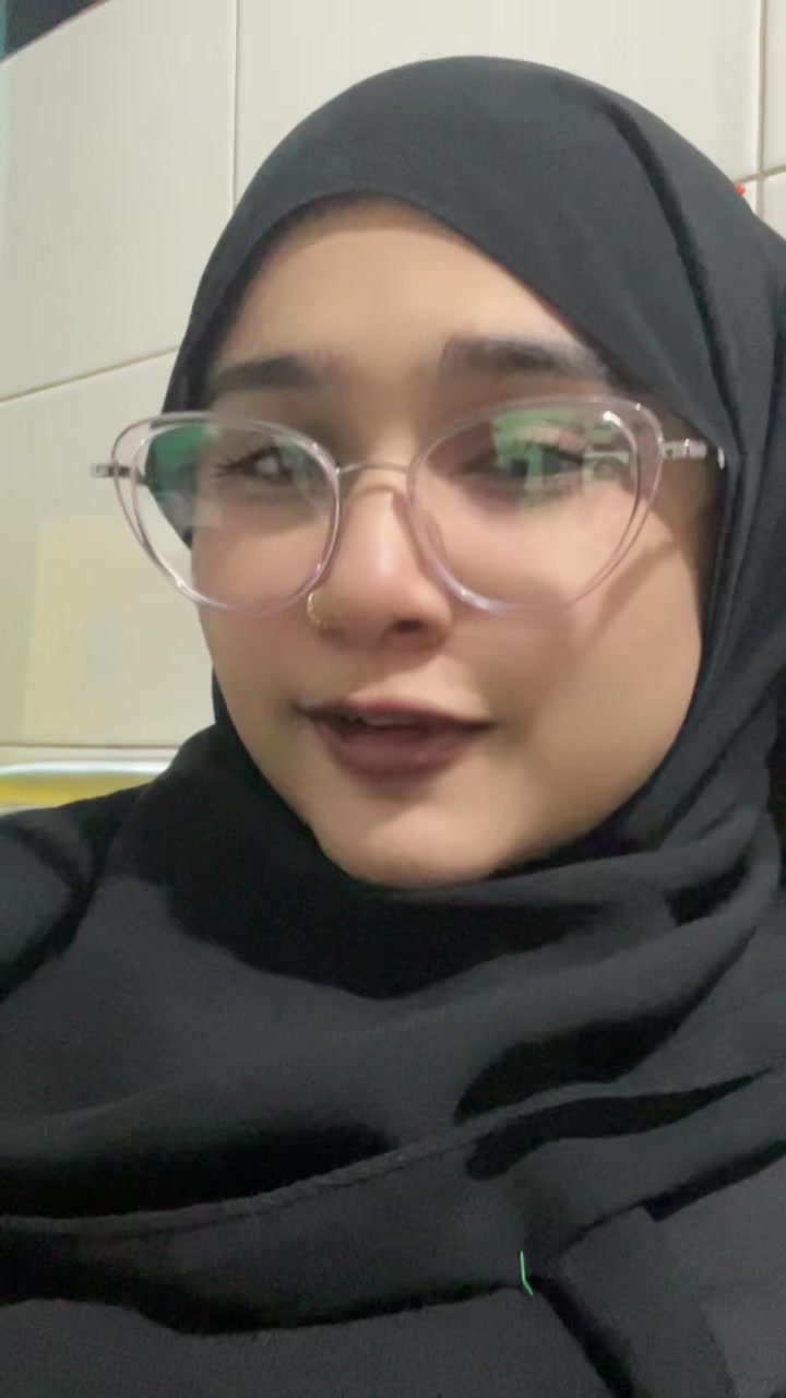 @Akhiee