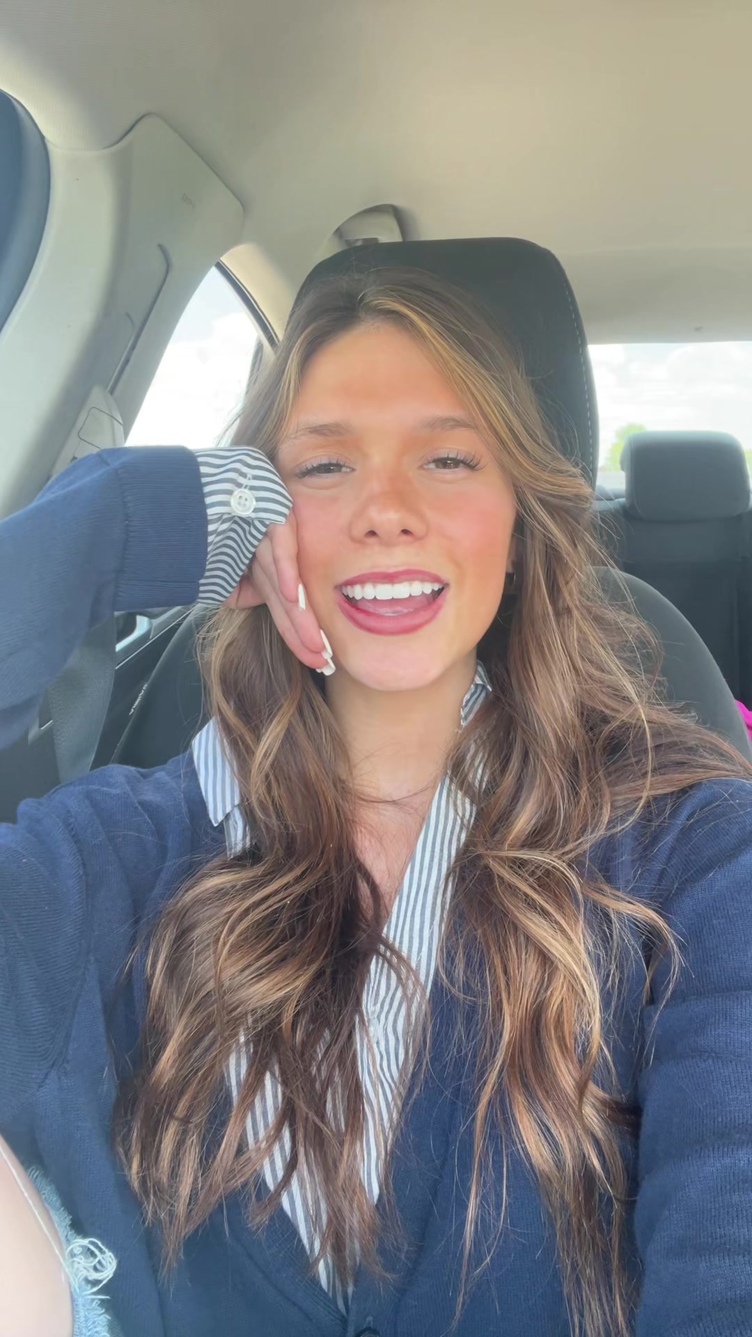 @dakotafife