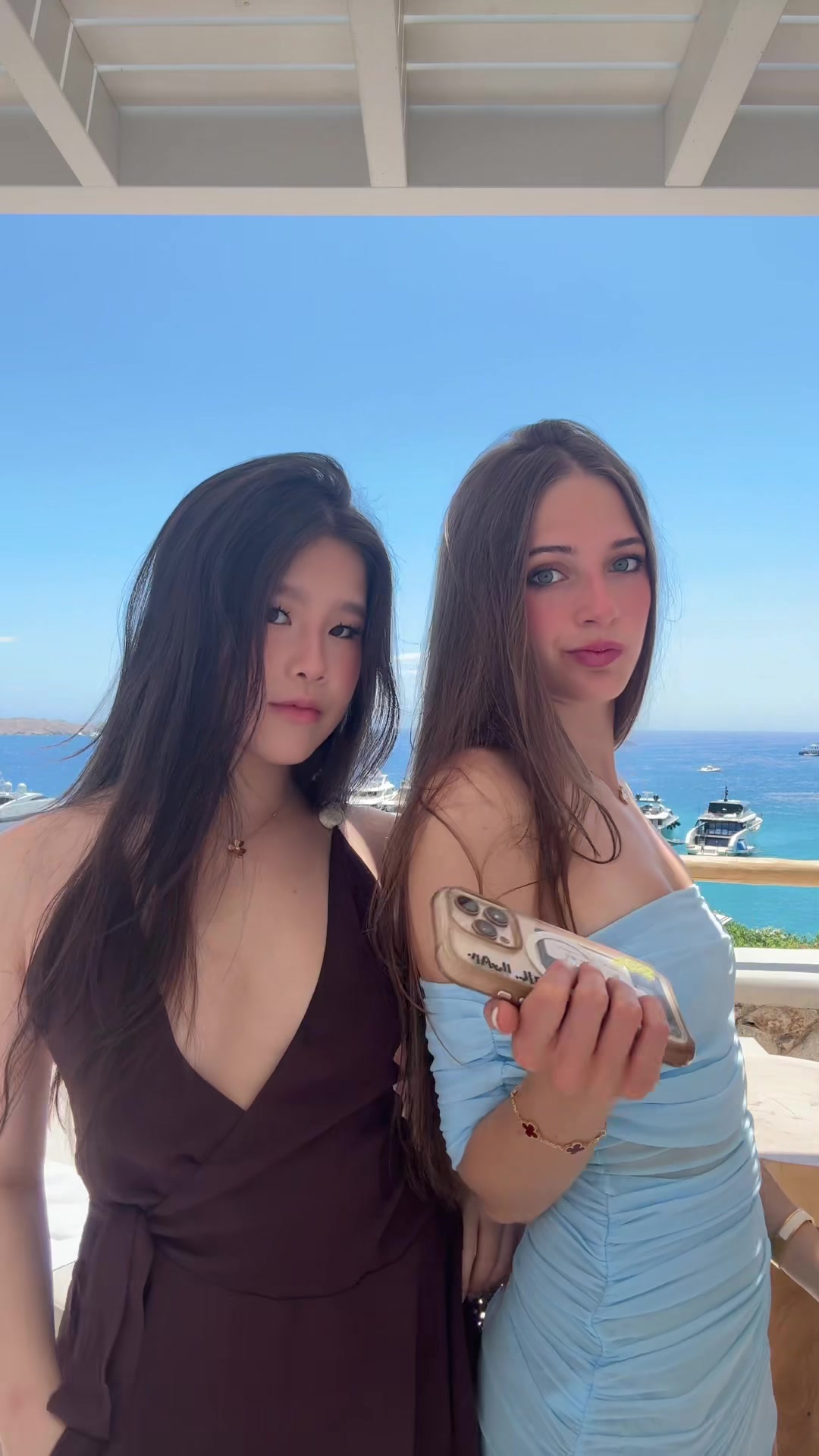 @isabella