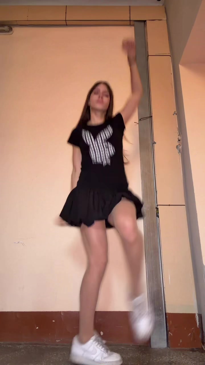 @monclershagirll