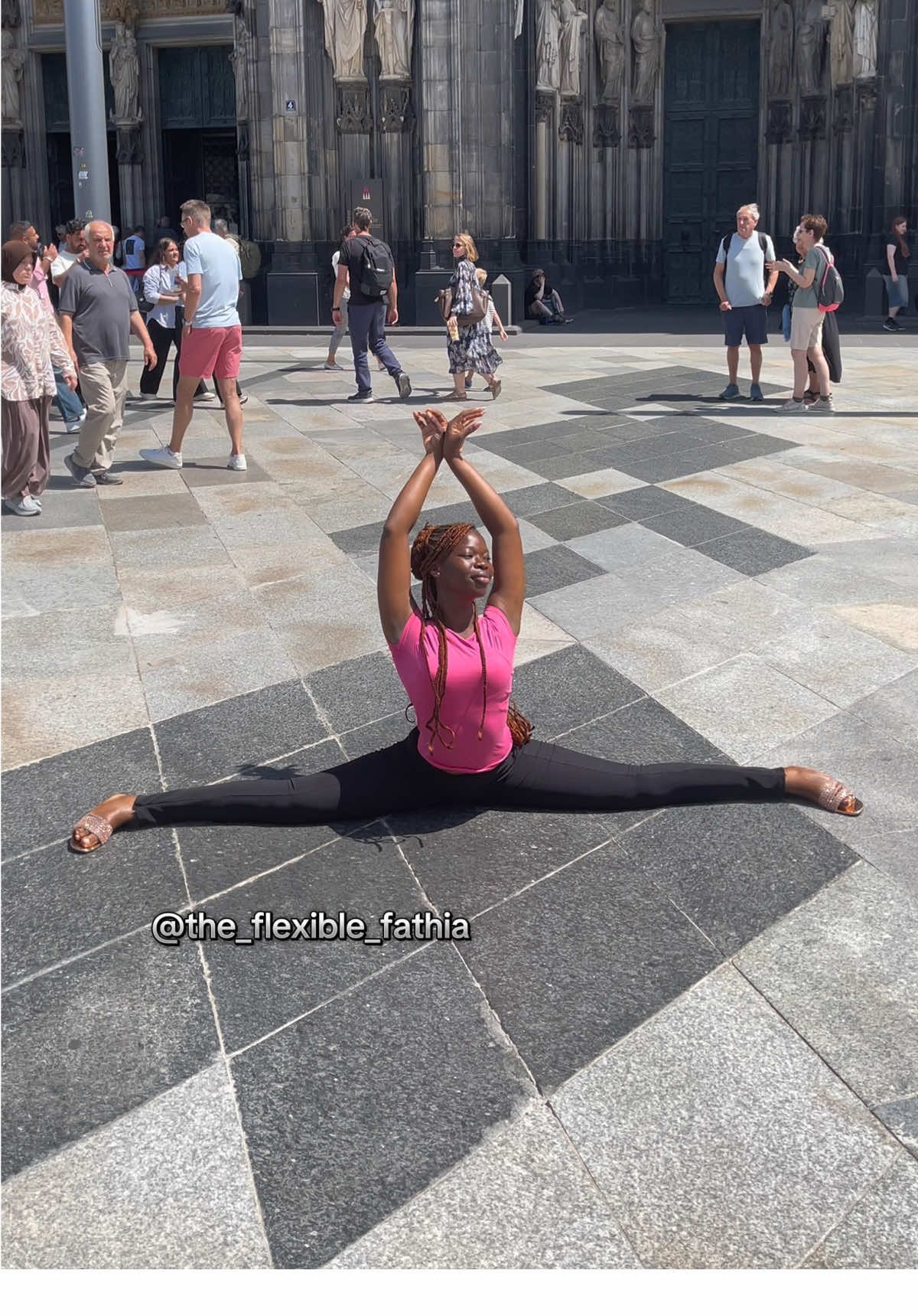 @the_flexible_fathia