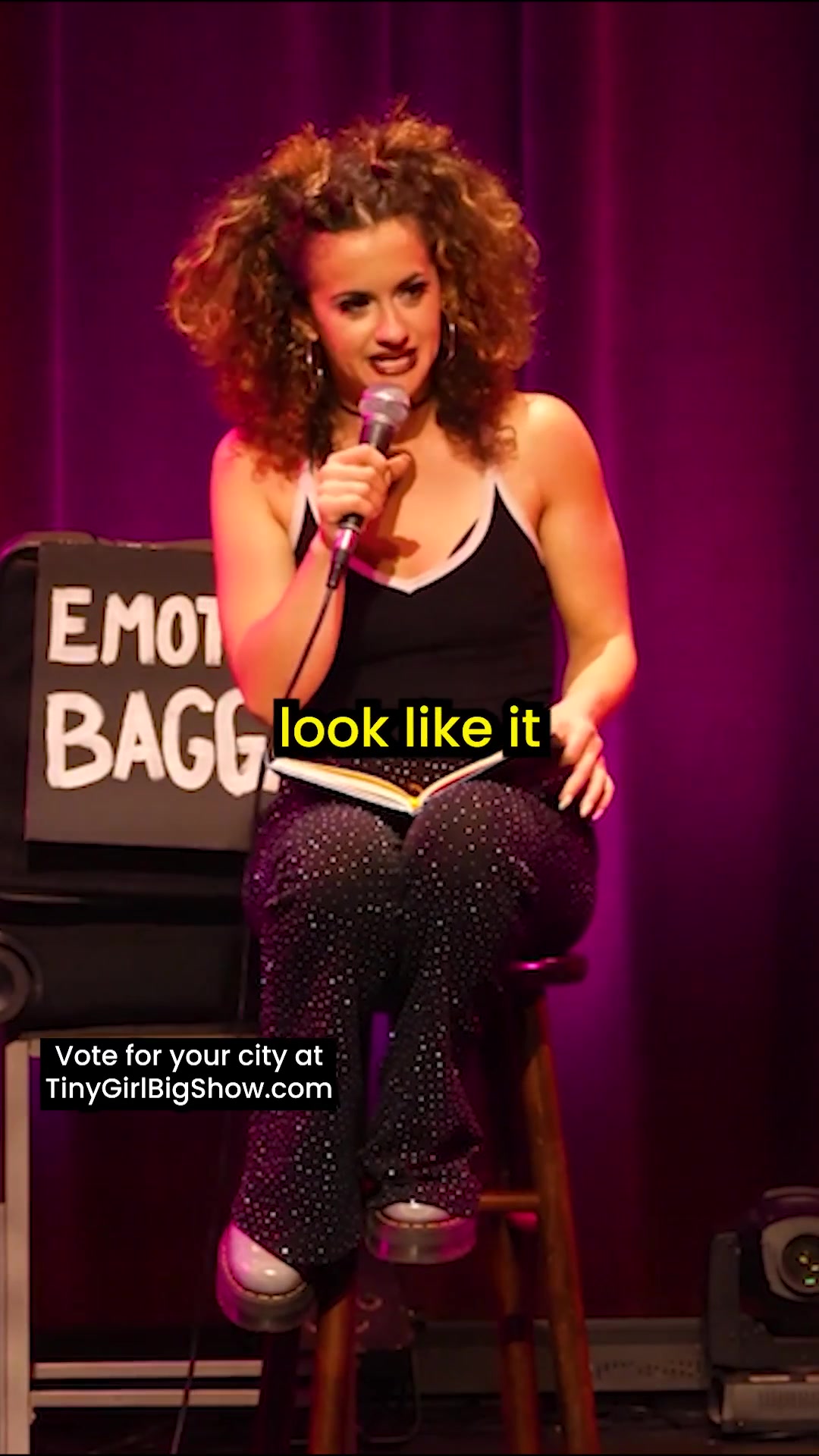 @Tiny Girl Big Show