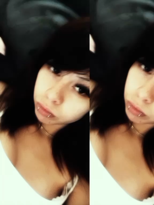 @^,,^