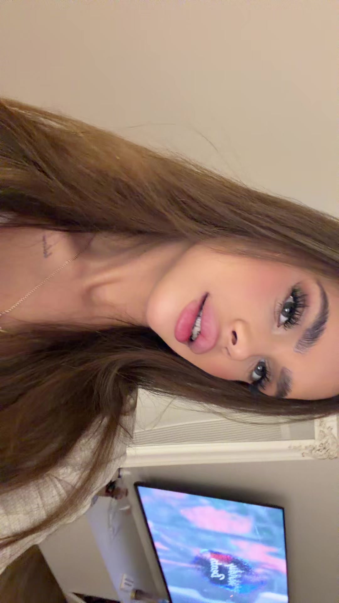 @Legalnaja
