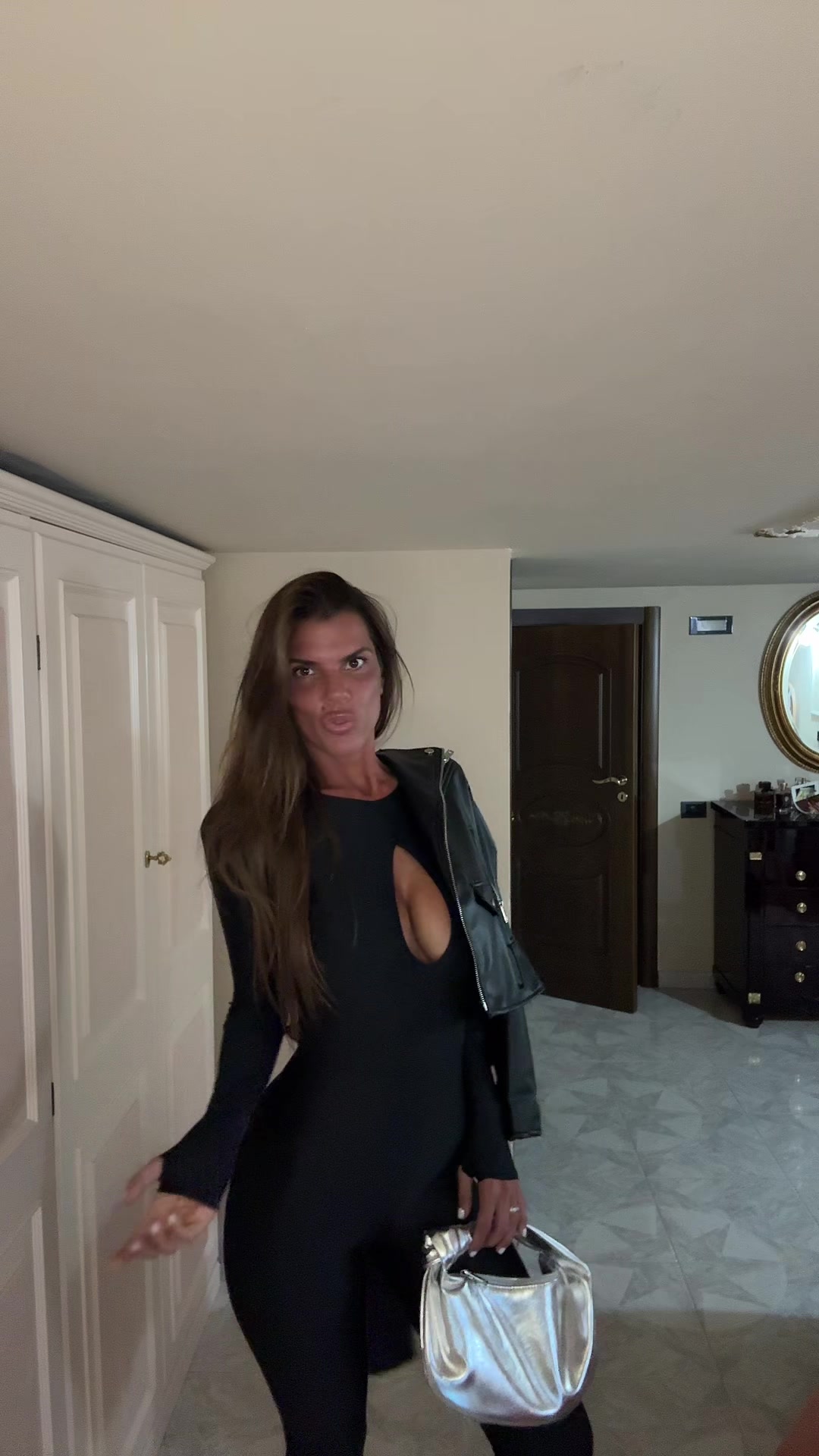 @nunziagiulianoólió