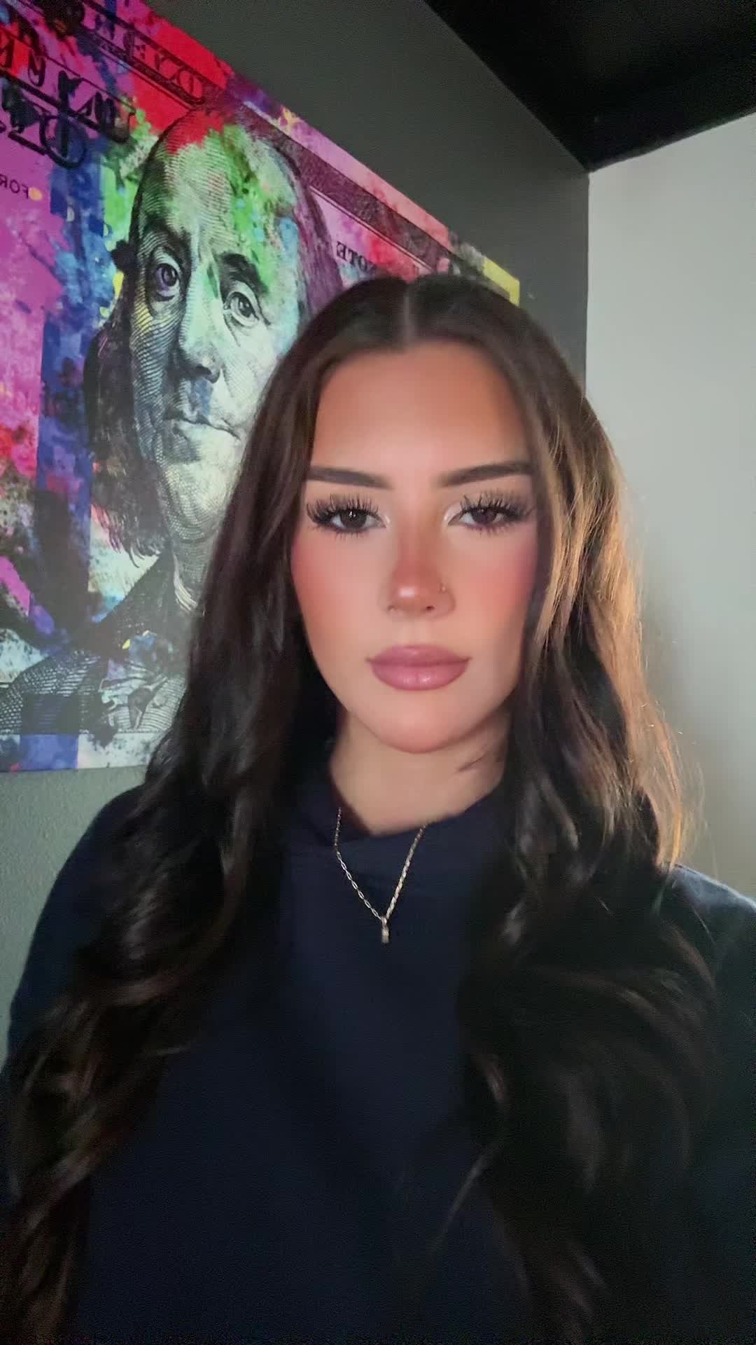 @b🍒