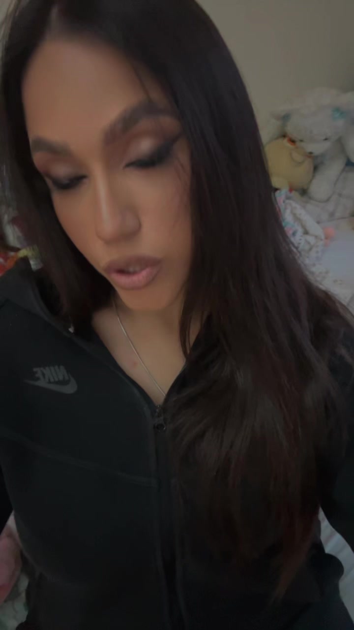 @𝔍