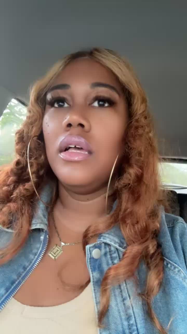 @The_Real_Lo