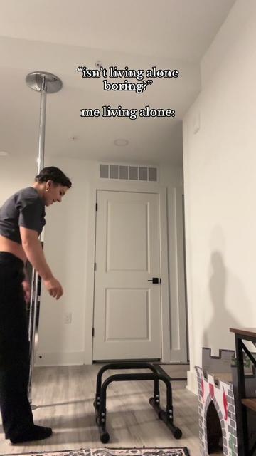 @𝖙𝖆𝖞𝖑𝖔𝖗 🐦&zwj;⬛🗡️♟️