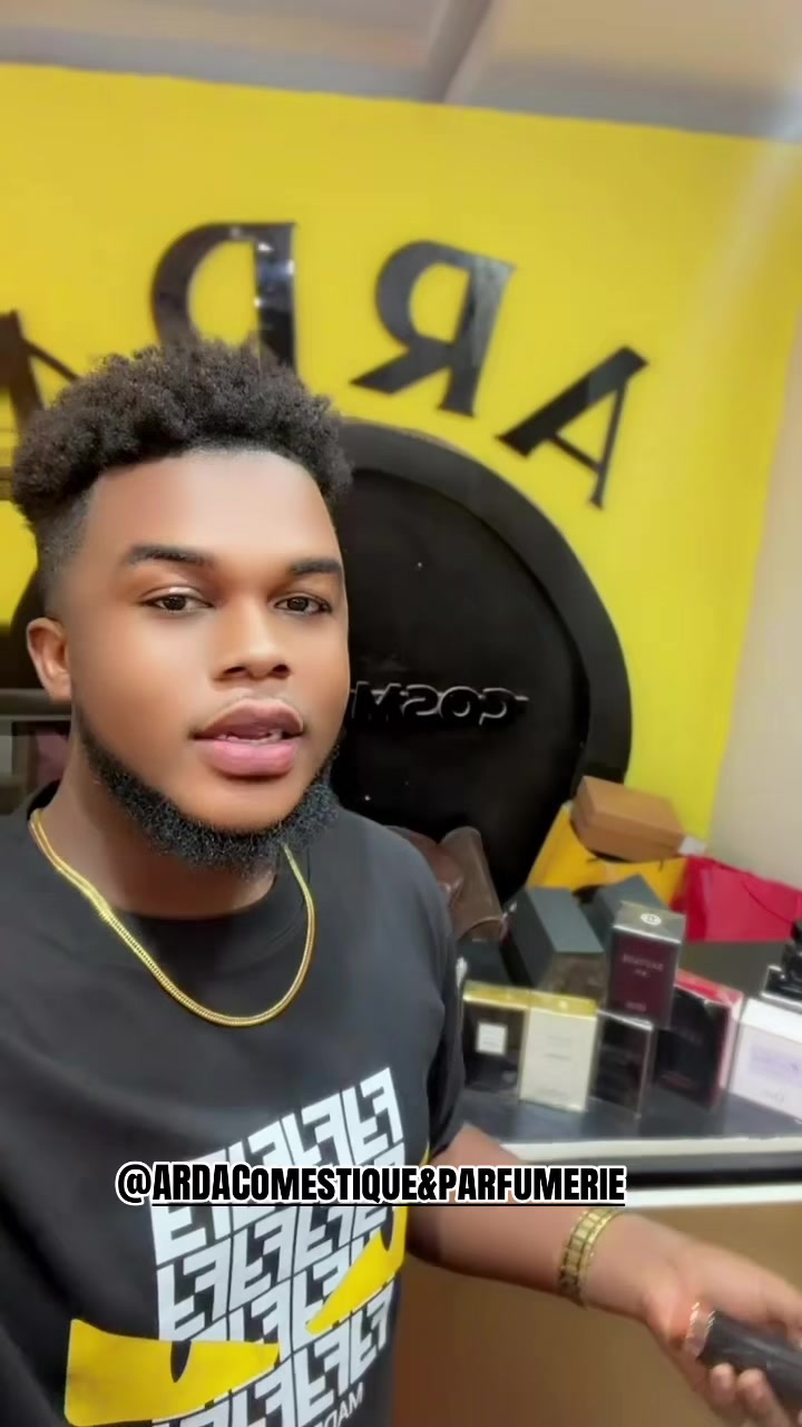 @Aaron de tous cosmétique ✪