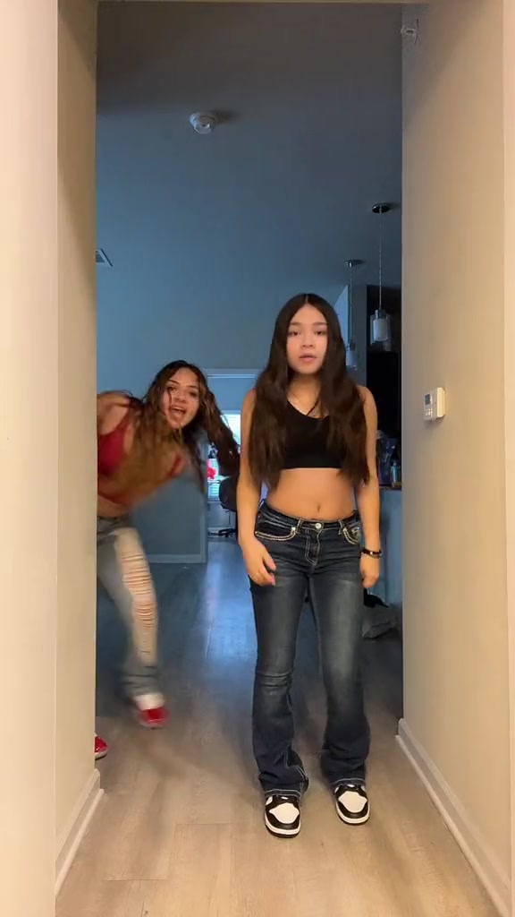 @areli