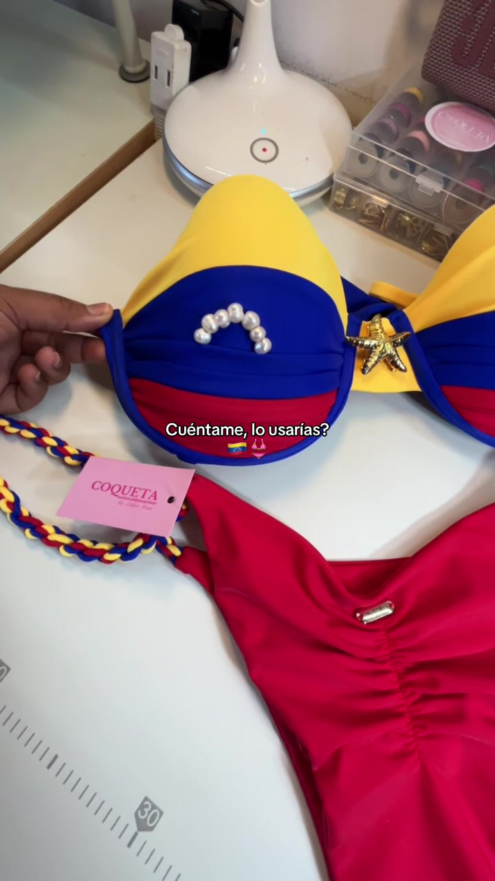 @Coquetaswimsuit